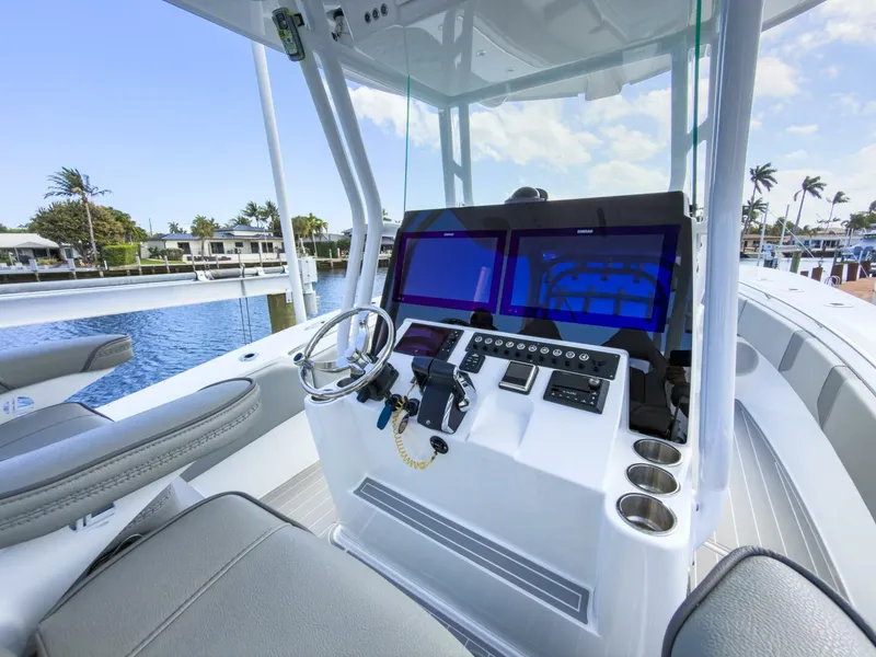 Slide: The Image of Cape Horn Yachts 34 XS 2024 - 5997095