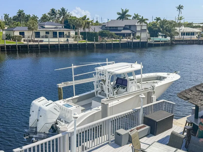 Slide: The Image of Cape Horn Yachts 34 XS 2024 - 5996977