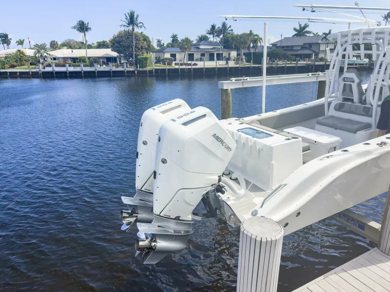 Slide: The Image of Cape Horn Yachts 34 XS 2024 - 5996957