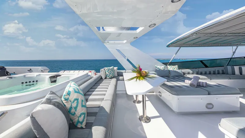 Slide: The Image of Broward Raised Pilothouse 1997 - 5997213