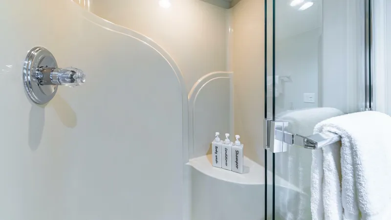 Slide: The Image of Broward Raised Pilothouse 1997 - 5997219