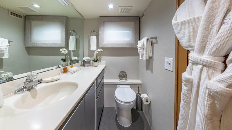 Slide: The Image of Broward Raised Pilothouse 1997 - 5997265