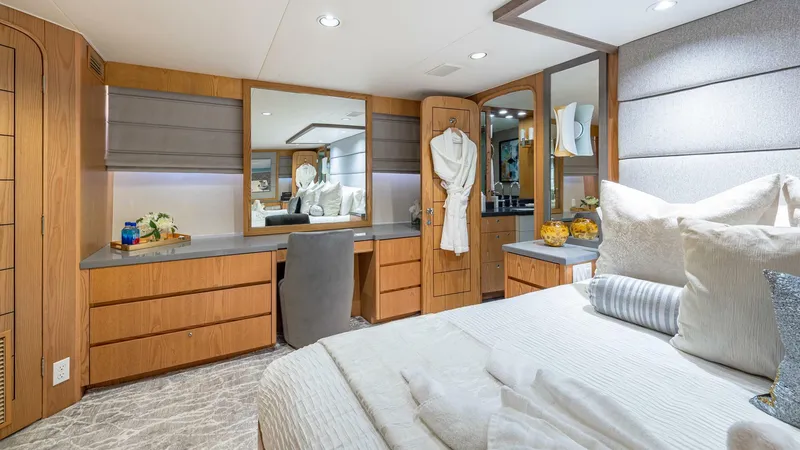 Slide: The Image of Broward Raised Pilothouse 1997 - 5997271