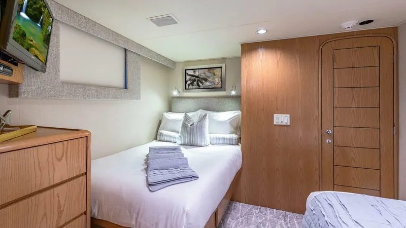 Slide: The Image of Broward Raised Pilothouse 1997 - 5997275