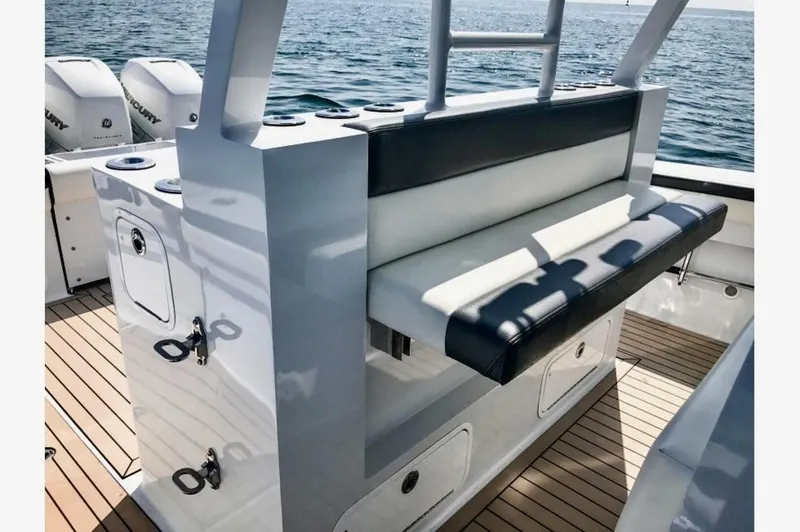 Slide: The Image of Metal Shark 42 - Pretty Work - 2016 Metal Shark 42 Fearless - Pretty Work - 5997066