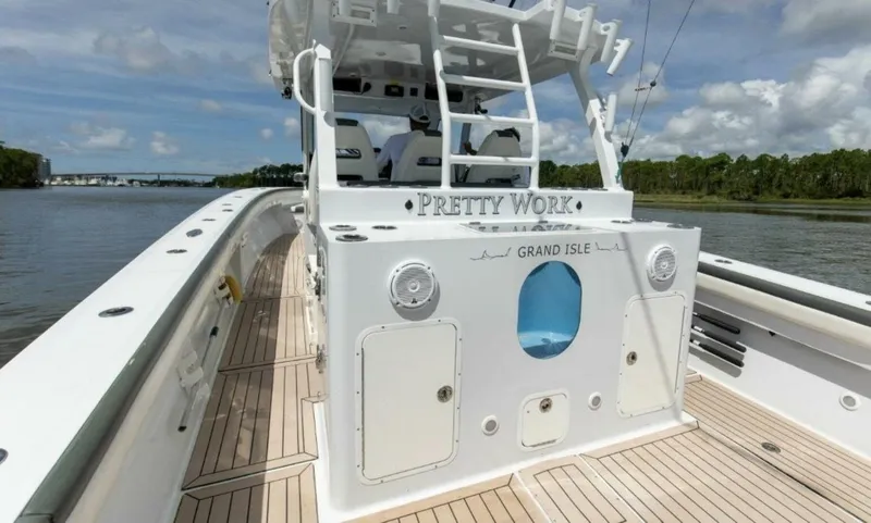 Slide: The Image of Metal Shark 42 - Pretty Work - 2016 Metal Shark 42 Fearless - Pretty Work - 5997064