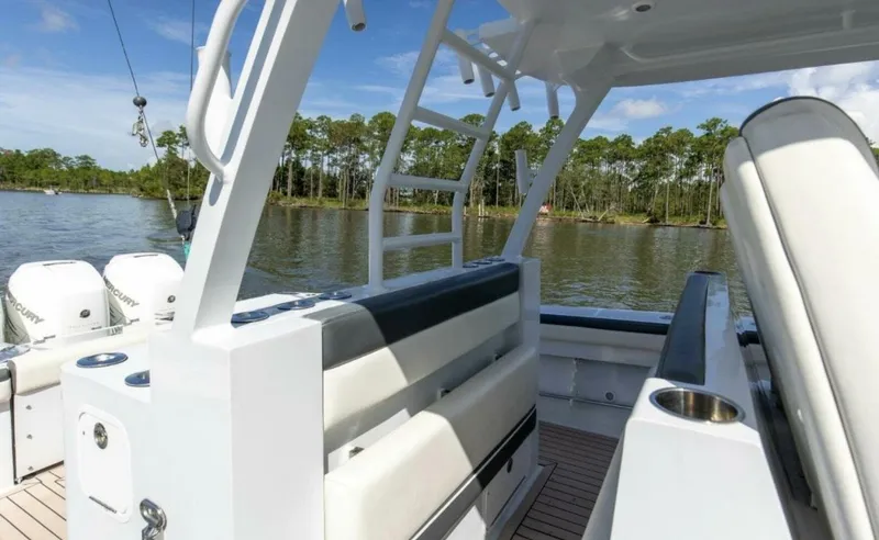 Slide: The Image of Metal Shark 42 - Pretty Work - 2016 Metal Shark 42 Fearless - Pretty Work - 5997055