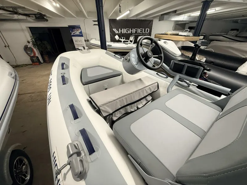 Slide: The Image of Highfield Classic 310 2021 - 5997541