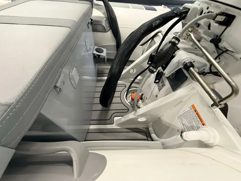 Slide: The Image of Highfield Classic 310 2021 - 5997543