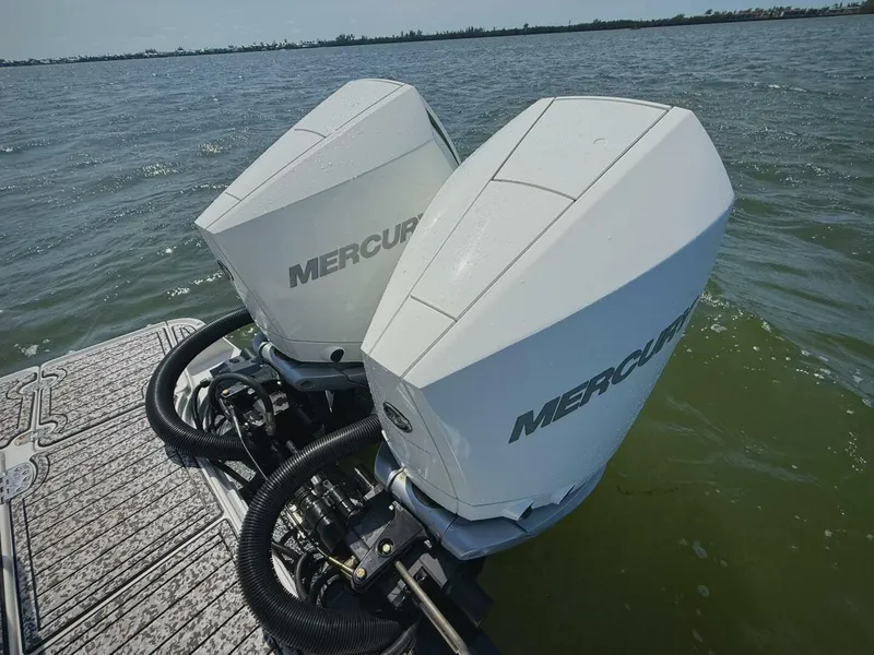 Slide: The Image of 2020 Monterey 29 305SSD - 5997792