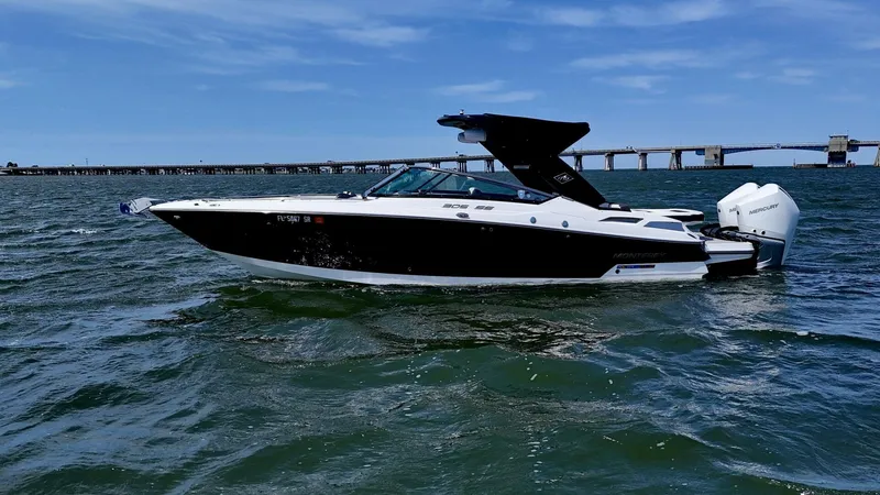 Slide: The Image of 2020 Monterey 29 305SSD - 5997778