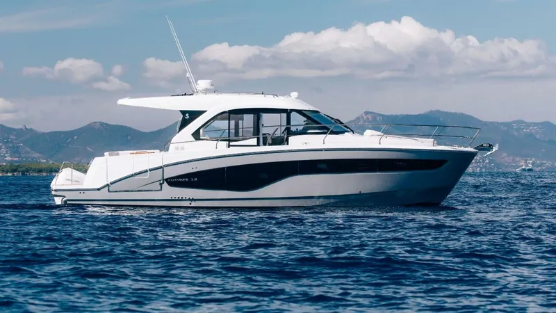 The Image of Beneteau Antares 12 Coupe 2026 - 5997959