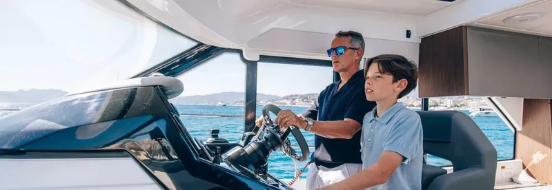 Slide: The Image of Beneteau Antares 12 Coupe 2026 - 5997966