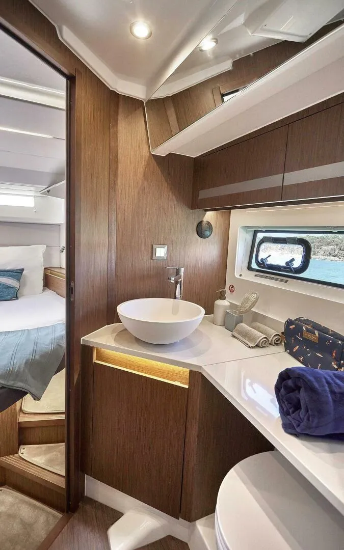 Slide: The Image of Beneteau Antares 12 Coupe 2026 - 5997962