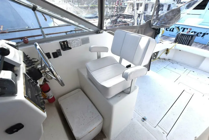 Slide: The Image of Luhrs Alura 1987 - 5997976