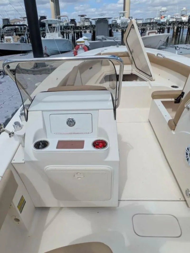 Slide: The Image of Scout 19 2021 - 5997948