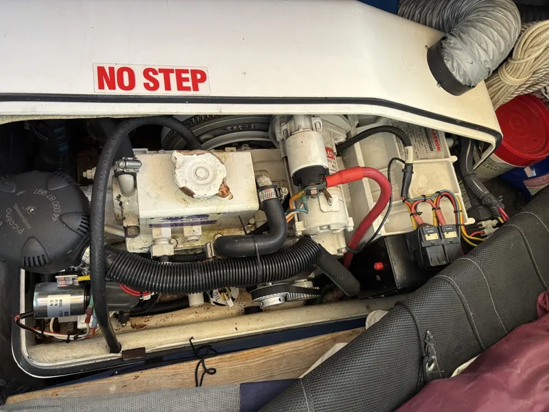 Slide: The Image of Catalina 350 2003 - 6000367