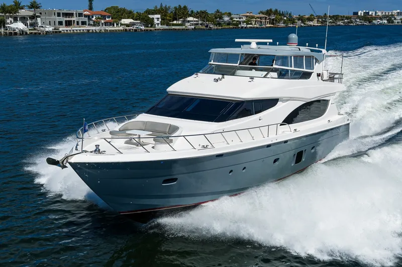 Slide: The Image of Hatteras 80 Motor Yacht 2013 - 6052125