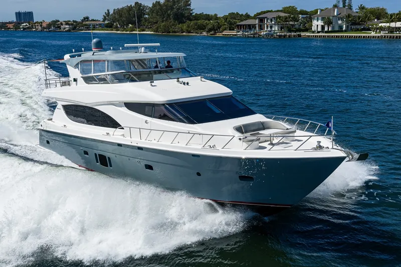 Slide: The Image of Hatteras 80 Motor Yacht 2013 - 6052121