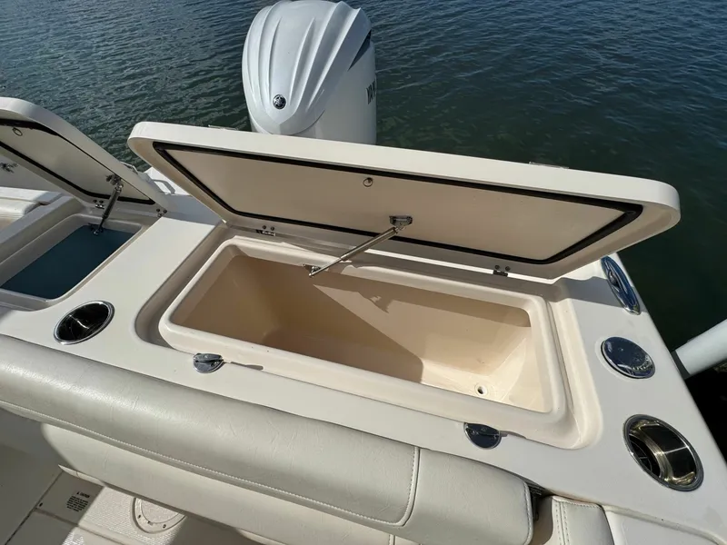 Slide: The Image of Grady-White Fisherman 236 2023 - 5998472