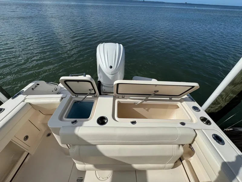 Slide: The Image of Grady-White Fisherman 236 2023 - 5998470