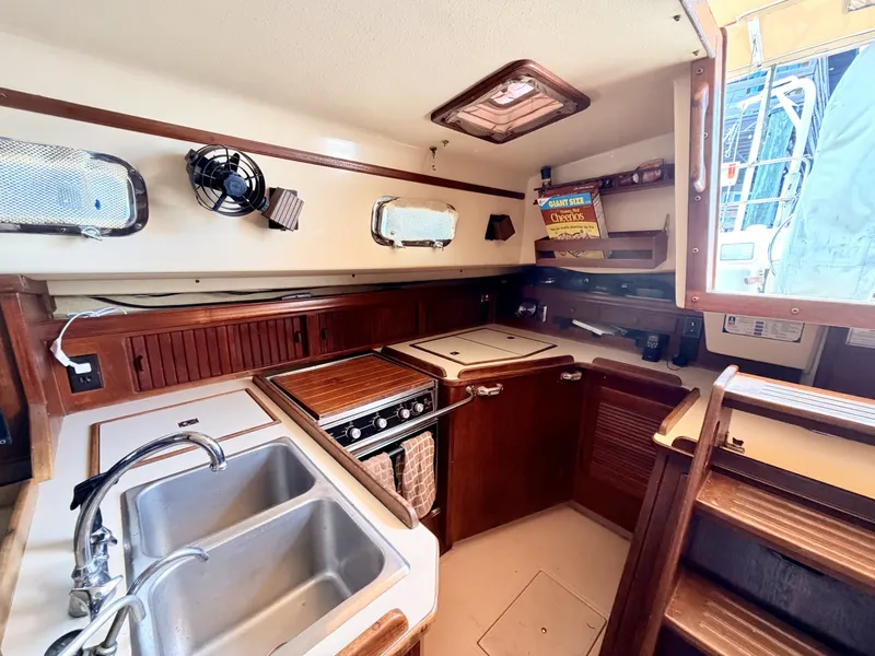 Slide: The Image of Island Packet Cutter 1989 - 5998894