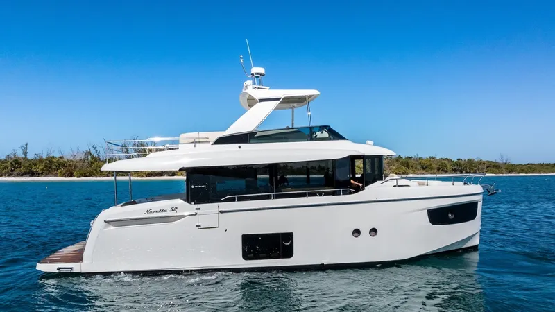 The Image of Absolute 52 Navetta 2019 - 5999827