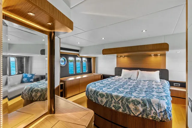 Slide: The Image of Absolute 52 Navetta 2019 - 108
