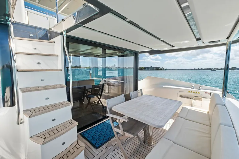 Slide: The Image of Absolute 52 Navetta 2019 - 5999838
