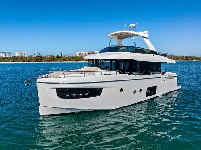 Slide: The Image of Absolute 52 Navetta 2019 - 112