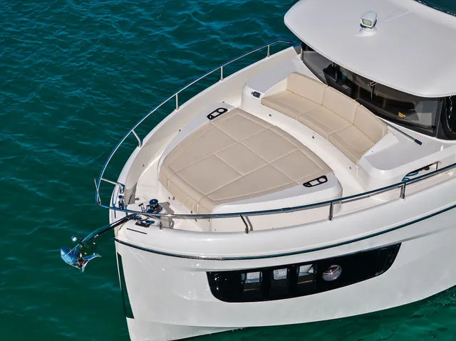 Slide: The Image of Absolute 52 Navetta 2019 - 113