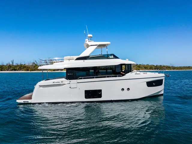 Slide: The Image of Absolute 52 Navetta 2019 - 121