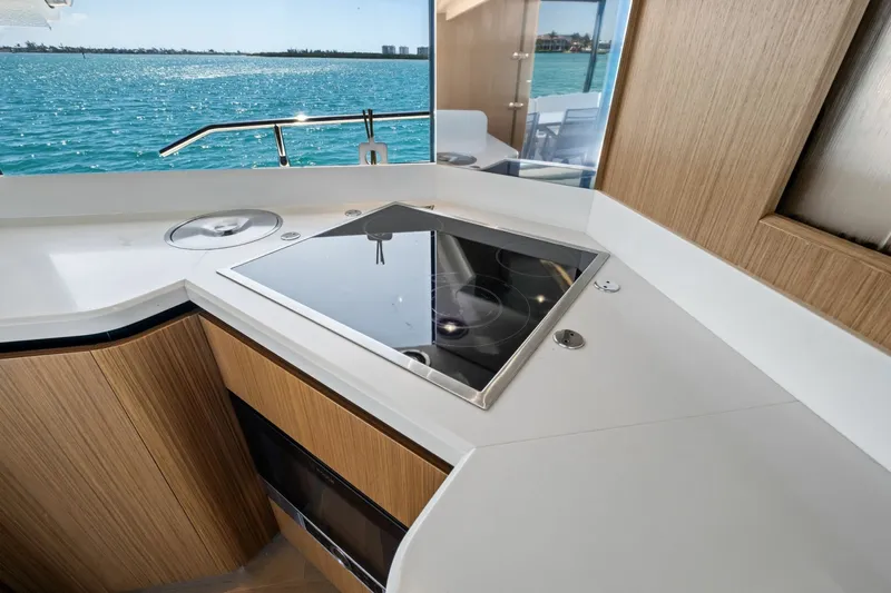 Slide: The Image of Absolute 52 Navetta 2019 - 5999842