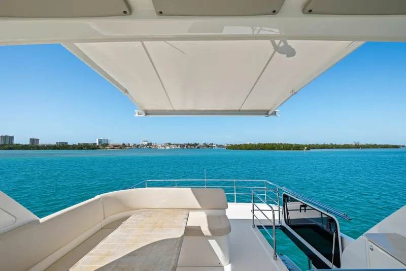 Slide: The Image of Absolute 52 Navetta 2019 - 5999873
