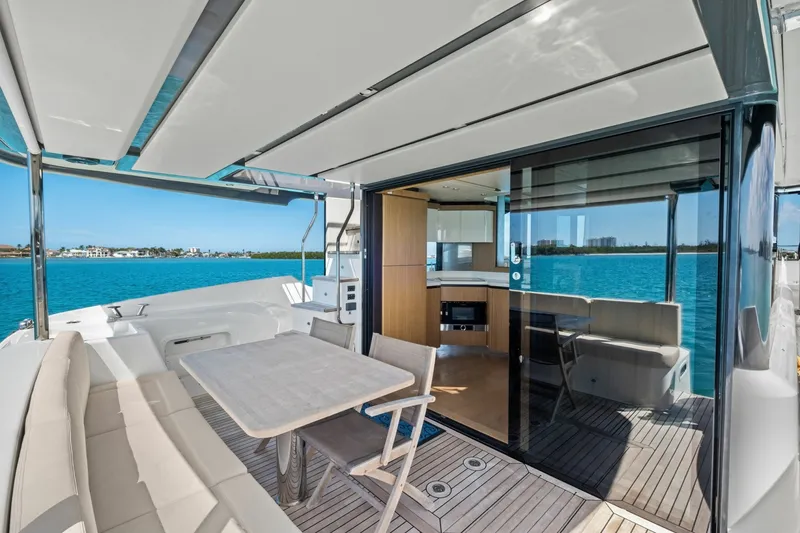 Slide: The Image of Absolute 52 Navetta 2019 - 5999832