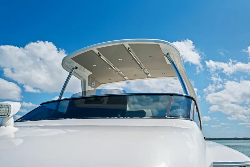 Slide: The Image of Absolute 52 Navetta 2019 - 5999885