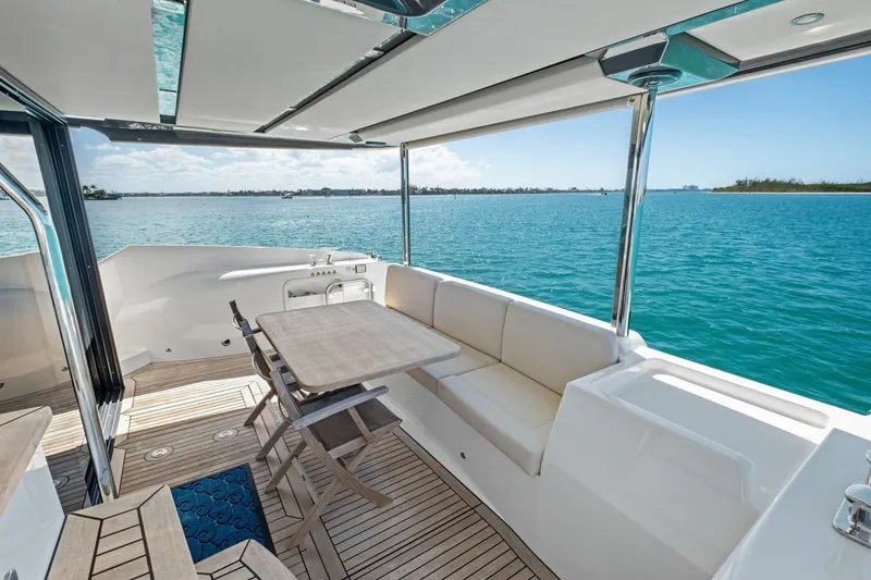 Slide: The Image of Absolute 52 Navetta 2019 - 5999834