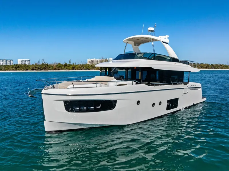 Slide: The Image of Absolute 52 Navetta 2019 - 5999904
