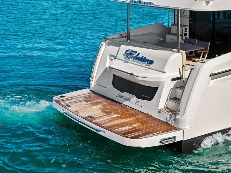 Slide: The Image of Absolute 52 Navetta 2019 - 5999918