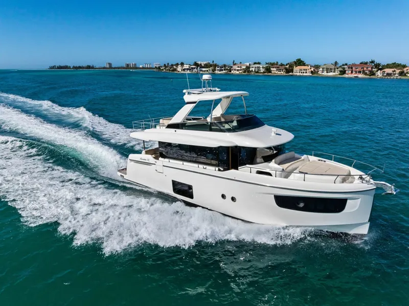 Slide: The Image of Absolute 52 Navetta 2019 - 5999921