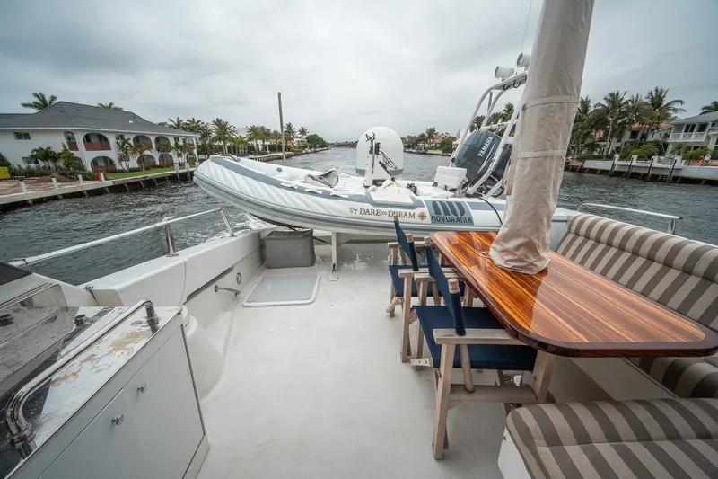 Slide: The Image of Lazzara 76 - Dare to Dream 2000 / 2014 76’ Lazzara Skybridge - Dare to Dream - 5999488