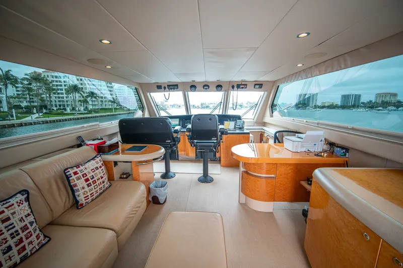 Slide: The Image of Lazzara 76 - Dare to Dream Skylounge 2000 / 2014 76’ Lazzara Skybridge - Dare to Dream - 5999492