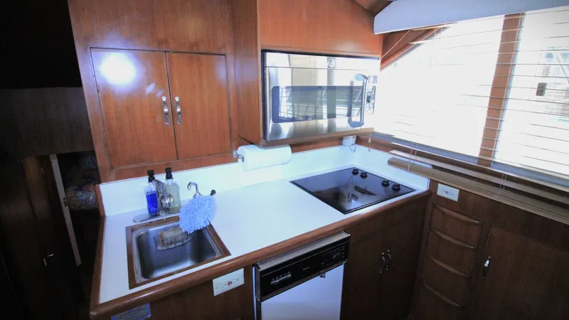 Slide: The Image of Jefferson 52 Rivanna Cockpit MY 1995 - 5999573