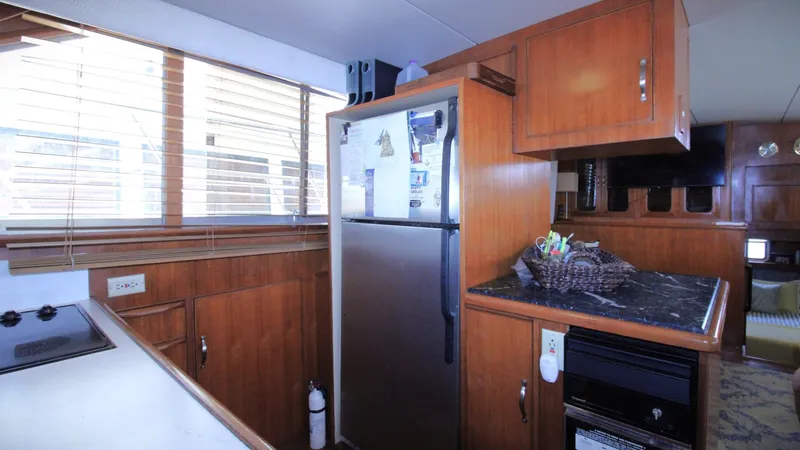 Slide: The Image of Jefferson 52 Rivanna Cockpit MY 1995 - 5999574