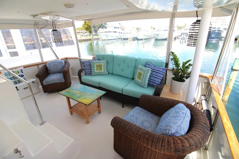 Slide: The Image of Jefferson 52 Rivanna Cockpit MY 1995 - 5999565