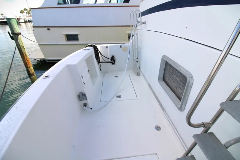 Slide: The Image of Jefferson 52 Rivanna Cockpit MY 1995 - 5999590