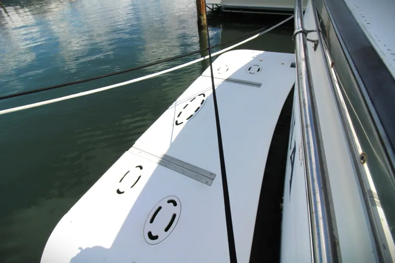 Slide: The Image of Jefferson 52 Rivanna Cockpit MY 1995 - 5999593