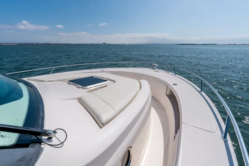 Slide: The Image of 2016 Tiara Q44 LIVIMAC - 5999788