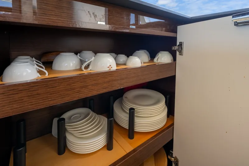 Slide: The Image of Prestige 590 2023 - 6054065