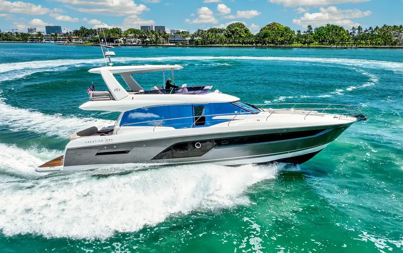 Slide: The Image of Prestige 590 2023 - 6054030